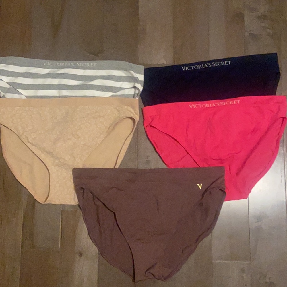 BUNDLE 5 NWT LARGE BIKINI VICTORIAS SECRET PANTIES